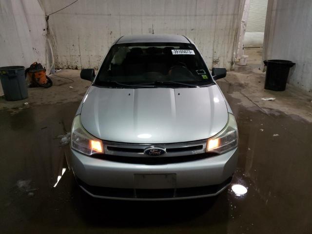 Foto 5 de la subasta – 2011 FORD FOCUS SE con VIN 1FAHP3FN5BW186594