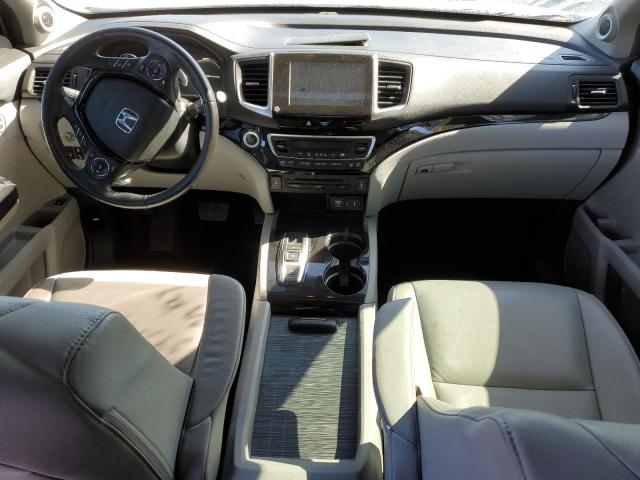 Photo 8 from auction – 2017 HONDA PILOT TOUR with VIN 5FNYF6H90HB015733