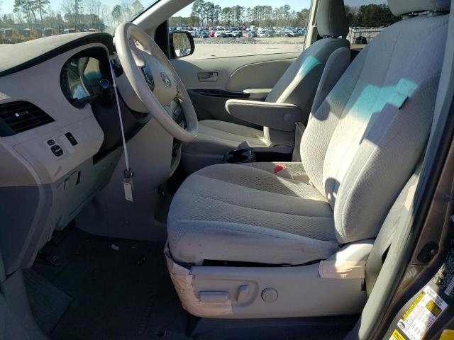 Photo 7 from auction – 2012 TOYOTA SIENNA LE with VIN 5TDKK3DC8CS182024