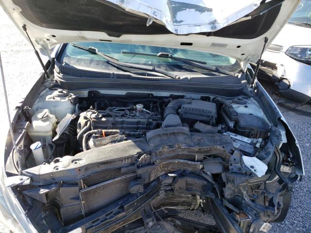 Photo 11 from auction – 2013 HYUNDAI SONATA SE with VIN 5NPEC4AC0DH545265
