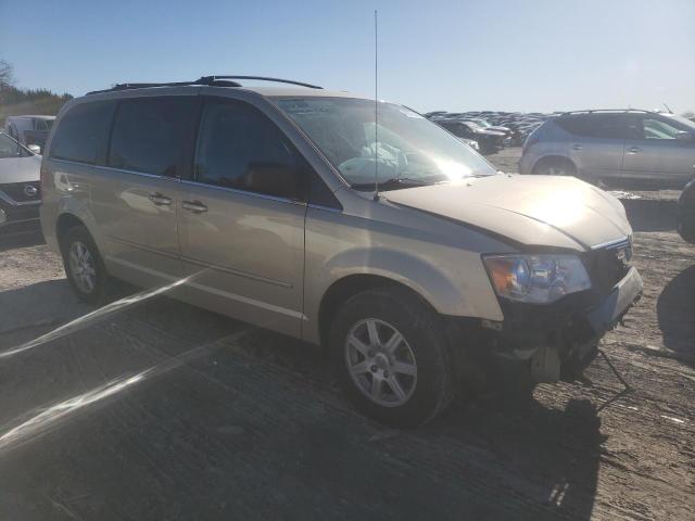 Photo 4 from auction – 2010 CHRYSLER TOWN & COU with VIN 2A4RR2D16AR464147