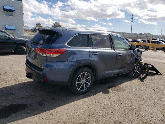 Photo 3 from auction – 2018 TOYOTA HIGHLANDER with VIN 5TDJZRFH4JS910311