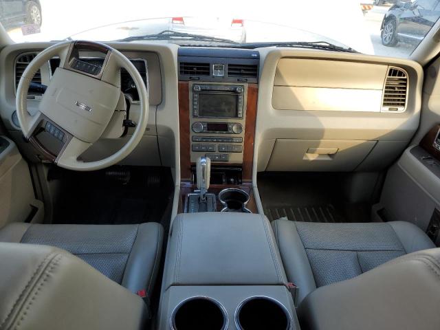 Photo 8 from auction – 2014 LINCOLN NAVIGATOR with VIN 5LMJJ2J55EEL07853
