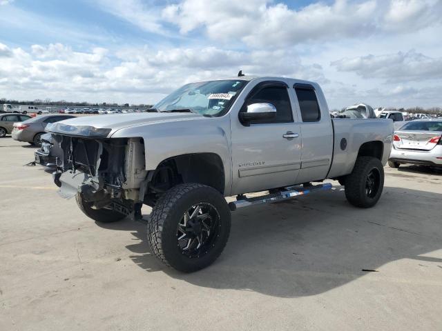 CHEVROLET SILVERADO 2011 with VIN 1GCRCREA1BZ313044 - Photo from auction
