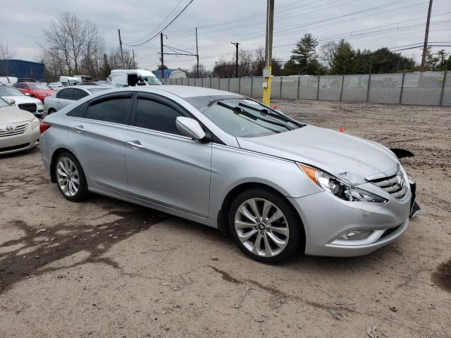 Photo 4 from auction – 2011 HYUNDAI SONATA SE with VIN 5NPEC4AC0BH285298