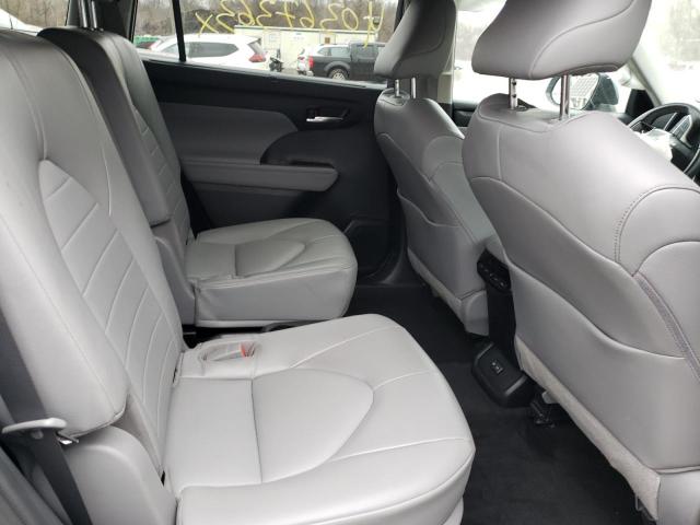 Photo 10 from auction – 2022 TOYOTA HIGHLANDER with VIN 5TDHZRBH6NS172361
