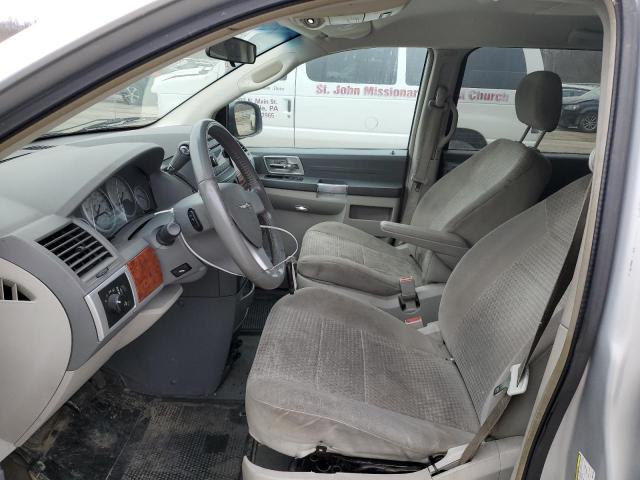 Photo 7 from auction – 2008 CHRYSLER TOWN & COU with VIN 2A8HR54P58R821635