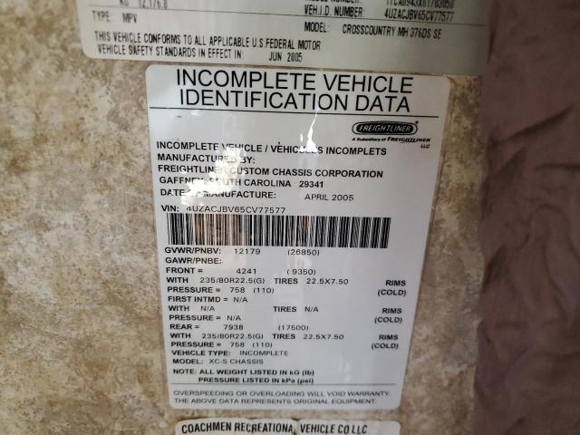 Photo 10 from auction – 2005 FREIGHTLINER CHASSIS X with VIN 4UZACJBV65CV77577