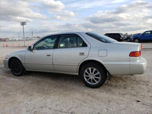 Photo 2 from auction – 2000 TOYOTA CAMRY CE with VIN 4T1BG22K5YU667564
