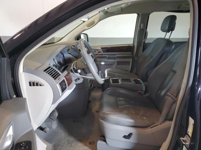 Photo 7 from auction – 2010 CHRYSLER TOWN & COU with VIN 2A4RR5D11AR461142