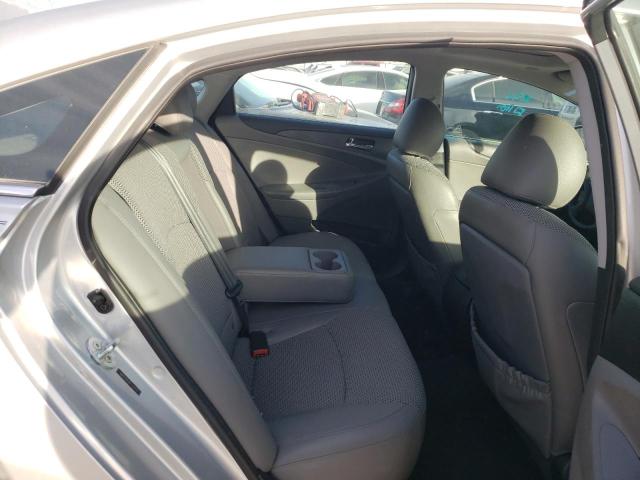 Photo 10 from auction – 2012 HYUNDAI SONATA SE with VIN 5NPEC4AC4CH470777