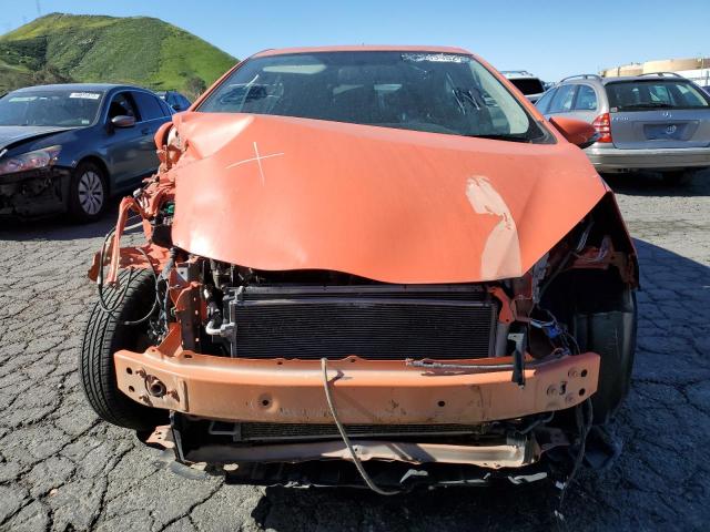 Photo 5 from auction – 2014 TOYOTA PRIUS C with VIN JTDKDTB32E1061762