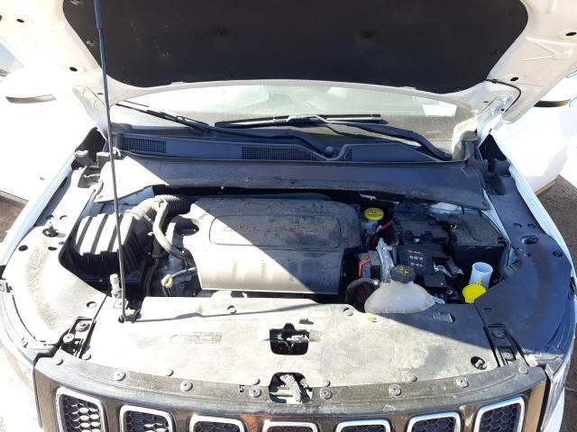 Photo 12 from auction – 2017 JEEP COMPASS LA with VIN 3C4NJCBB9HT669465