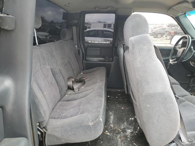 Photo 10 from auction – 2001 CHEVROLET SILVERADO with VIN 2GCEC19V311374724