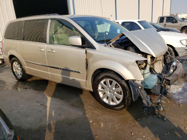 Photo 4 from auction – 2015 CHRYSLER TOWN & COU with VIN 2C4RC1BG3FR560981