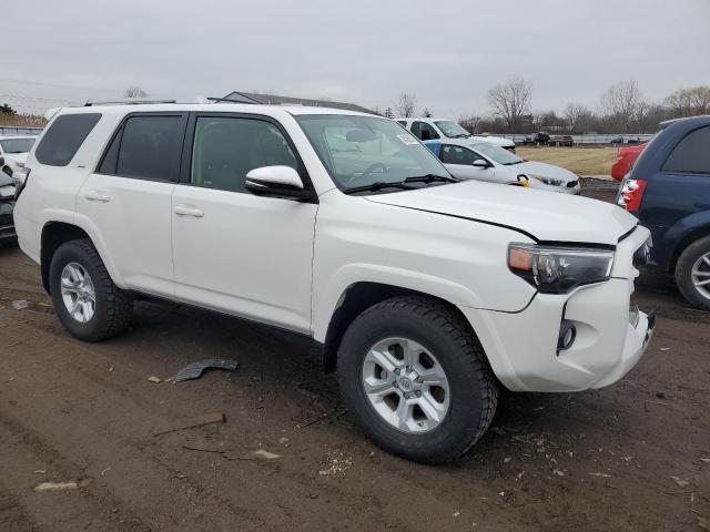 Photo 4 from auction – 2016 TOYOTA 4RUNNER SR with VIN JTEBU5JR3G5351890