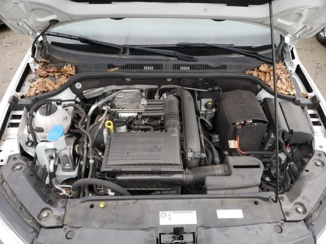 Photo 11 from auction – 2017 VOLKSWAGEN JETTA S with VIN 3VW2B7AJ1HM283193