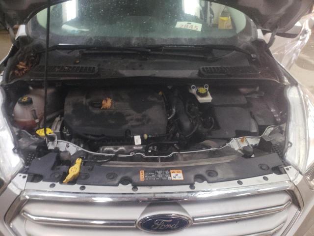 Photo 12 from auction – 2018 FORD ESCAPE SE with VIN 1FMCU9GD2JUC75597