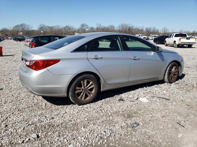 Photo 3 from auction – 2012 HYUNDAI SONATA GLS with VIN 5NPEB4AC7CH494106