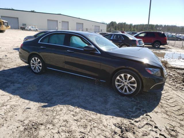 Photo 4 from auction – 2017 MERCEDES-BENZ E 300 with VIN WDDZF4JB3HA110520