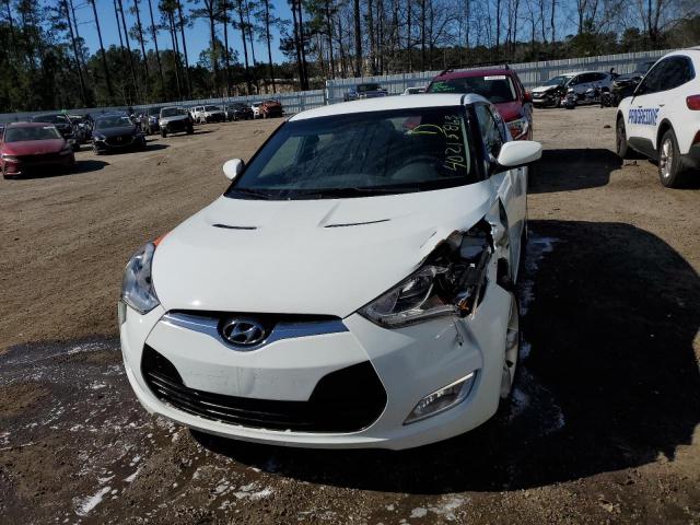 Photo 5 from auction – 2013 HYUNDAI VELOSTER with VIN KMHTC6AD6DU167112