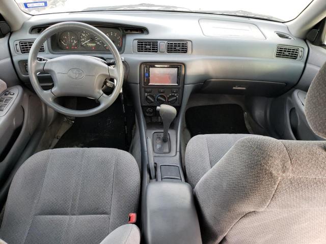 Photo 8 from auction – 2000 TOYOTA CAMRY CE with VIN 4T1BG22K5YU667564
