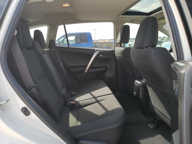 Photo 11 from auction – 2018 TOYOTA RAV4 with VIN JTMWFREV2JJ177064