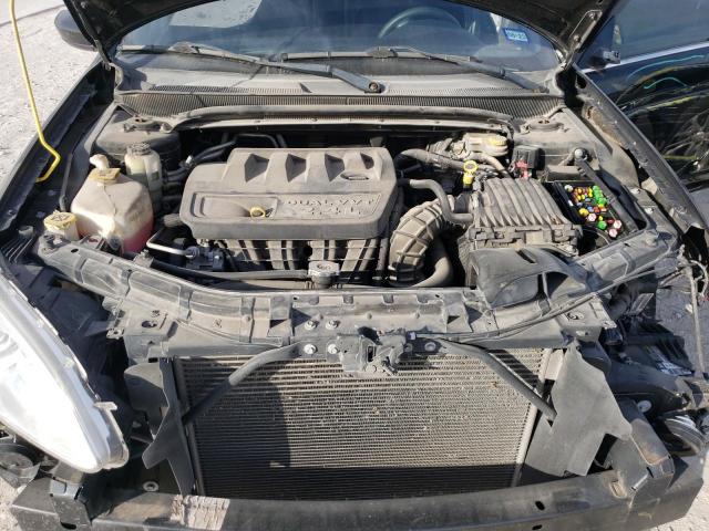 Photo 11 from auction – 2013 CHRYSLER 200 LX with VIN 1C3CCBAB8DN622634