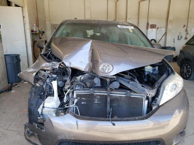 Photo 5 from auction – 2015 TOYOTA SIENNA XLE with VIN 5TDYK3DC0FS671113