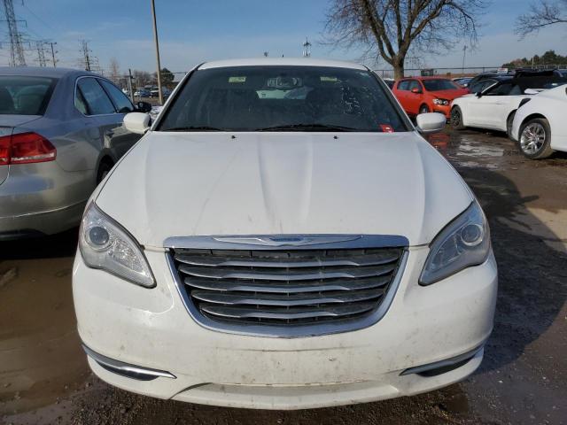Photo 5 from auction – 2014 CHRYSLER 200 TOURIN with VIN 1C3CCBBG3EN114048