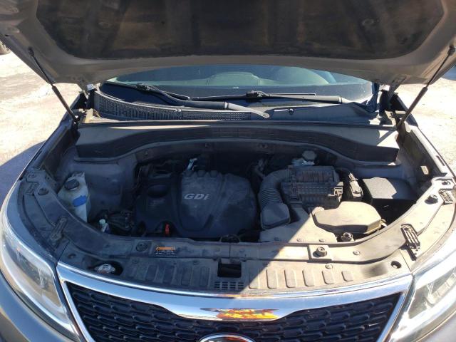 Photo 12 from auction – 2014 KIA SORENTO with VIN 5XYKTCA69EG530988