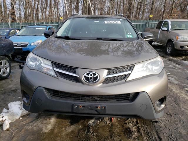 Photo 5 from auction – 2015 TOYOTA RAV4 LE with VIN JTMBFREV7FD158417