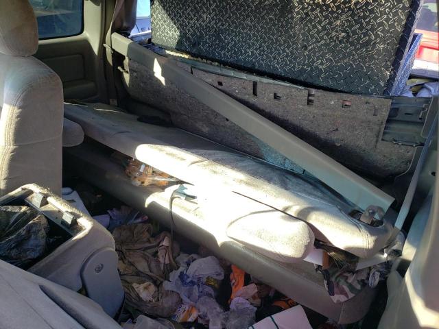 Photo 10 from auction – 2000 CHEVROLET SILVERADO with VIN 2GCEK19T9Y1182008