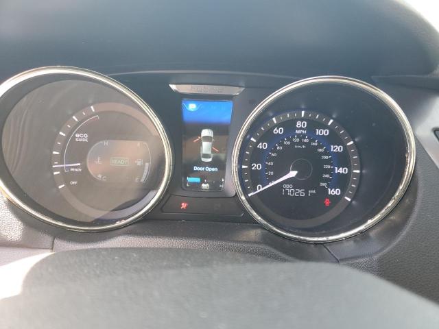 Photo 9 from auction – 2011 HYUNDAI SONATA HYB with VIN KMHEC4A47BA017232
