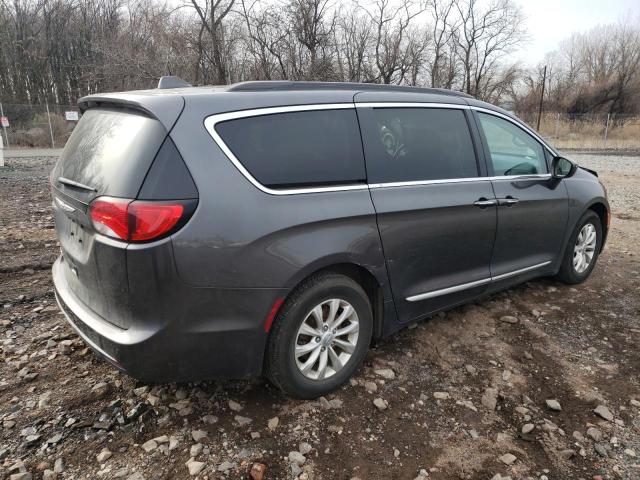 Photo 3 from auction – 2017 CHRYSLER PACIFICA T with VIN 2C4RC1BG9HR712314
