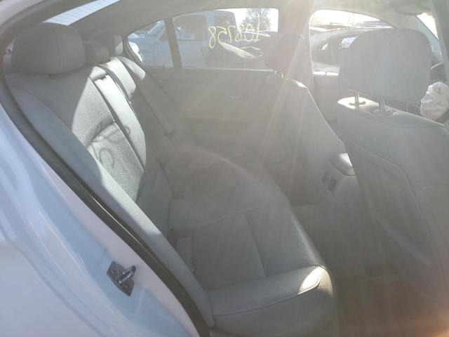Photo 10 from auction – 2010 BMW 328 I with VIN WBAPH7G56ANM48195