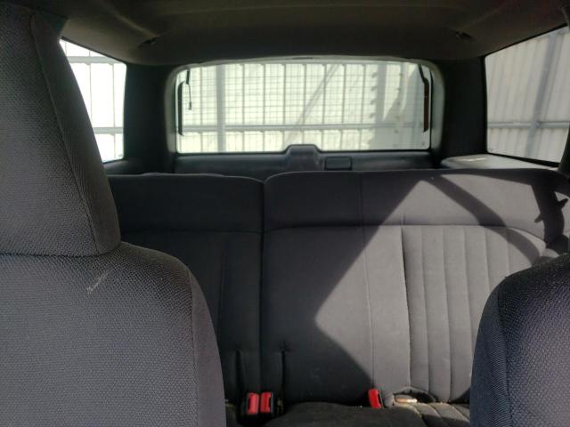 Photo 10 from auction – 2003 CHEVROLET BLAZER with VIN 1GNDT13X23K173364