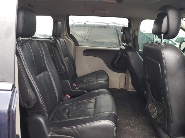 Photo 11 from auction – 2015 CHRYSLER TOWN & COU with VIN 2C4RC1BG3FR696575