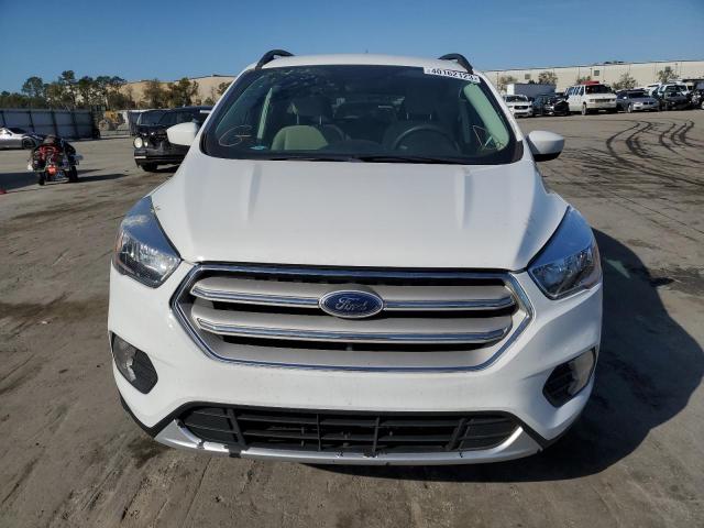 Photo 5 from auction – 2018 FORD ESCAPE SE with VIN 1FMCU0GD5JUB15371
