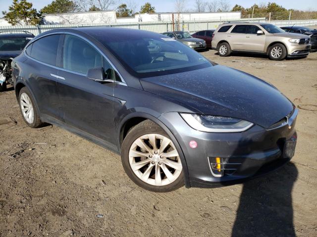 Photo 4 from auction – 2019 TESLA MODEL X with VIN 5YJXCAE29KF184672