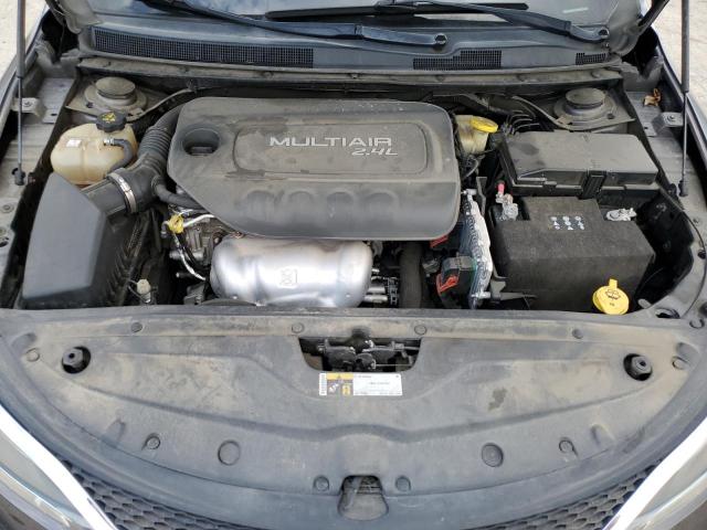 Photo 11 from auction – 2016 CHRYSLER 200 LIMITE with VIN 1C3CCCAB2GN136492
