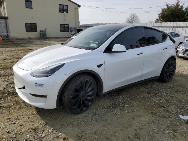 TESLA MODEL Y 2022 مع رقم تعريف المركبة 7SAYGDEF6NF307879 - صورة من المزاد