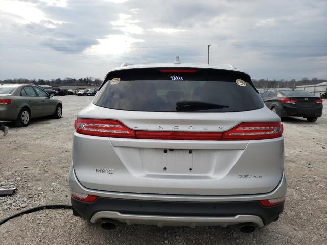 Photo 6 from auction – 2017 LINCOLN MKC RESERV with VIN 5LMTJ3DH2HUL49377