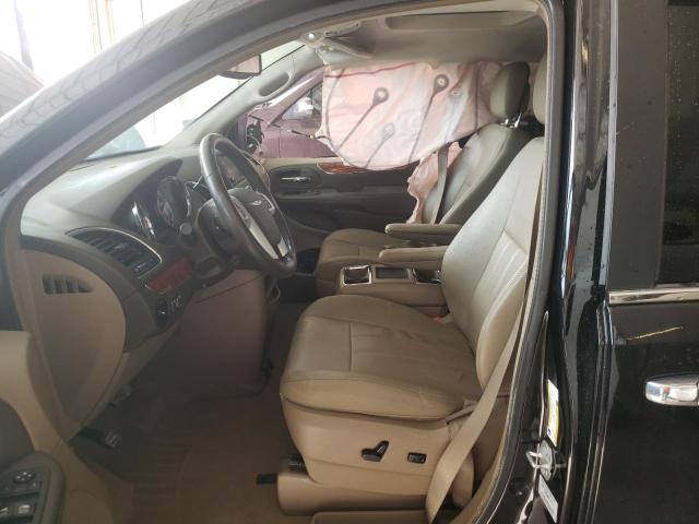 Photo 7 from auction – 2016 CHRYSLER TOWN & COU with VIN 2C4RC1CG0GR208070