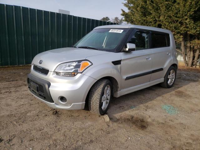 KIA SOUL + 2010 with VIN KNDJT2A20A7703596 - Photo from auction