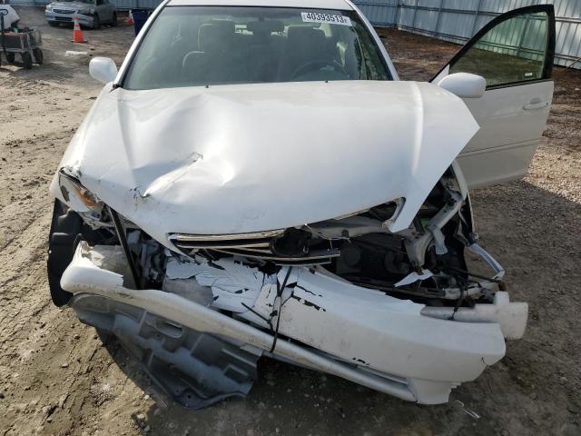 Photo 11 from auction – 2005 TOYOTA CAMRY LE with VIN 4T1BE32K85U600609
