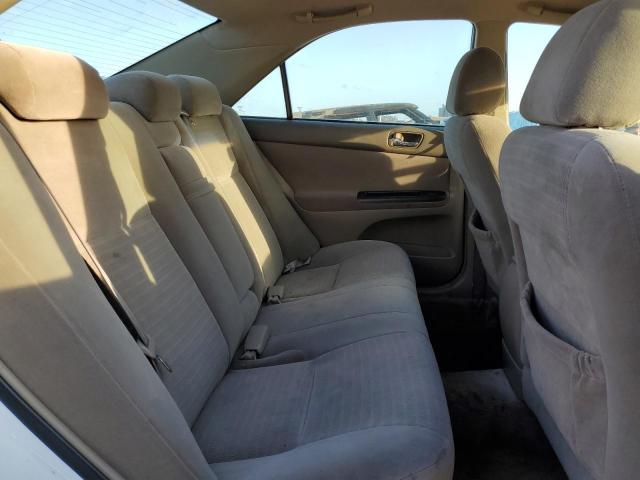 Photo 10 from auction – 2005 TOYOTA CAMRY LE with VIN 4T1BE32K05U412117