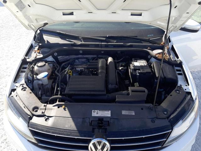 Photo 11 from auction – 2018 VOLKSWAGEN JETTA SE with VIN 3VWDB7AJ0JM252807