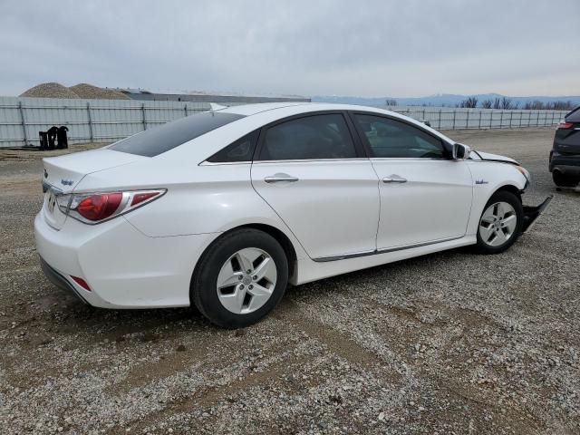 Photo 3 from auction – 2012 HYUNDAI SONATA HYB with VIN KMHEC4A40CA036903