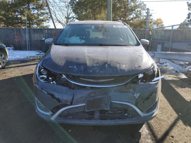 Photo 5 from auction – 2017 CHRYSLER PACIFICA L with VIN 2C4RC1GG7HR757910